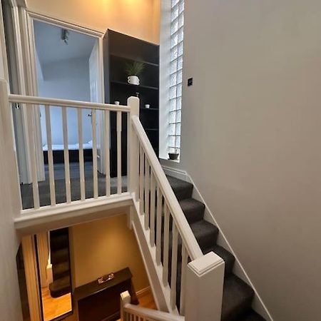 Kay Star Living Apartamento Birmingham Exterior foto
